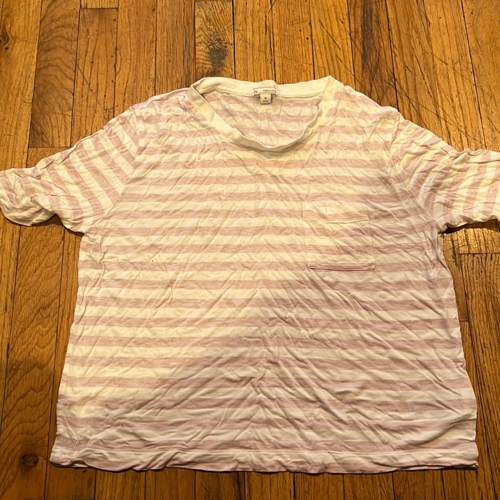 Gap striped crop